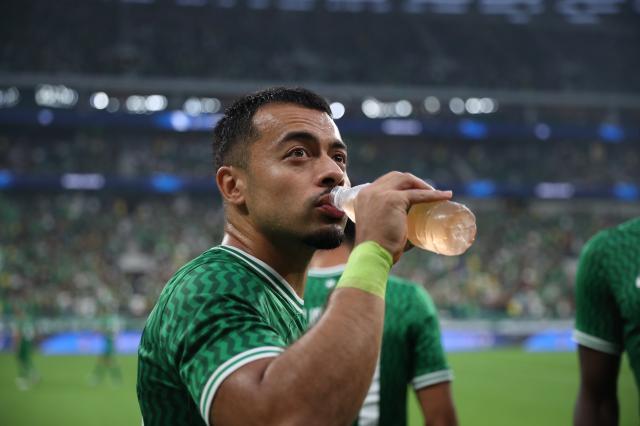 1723513536115068454.jpg (体育)(6)足球——中超:北京国安对阵武汉三镇XxjpseC007374_20240707_PEPFN0A001.jpg